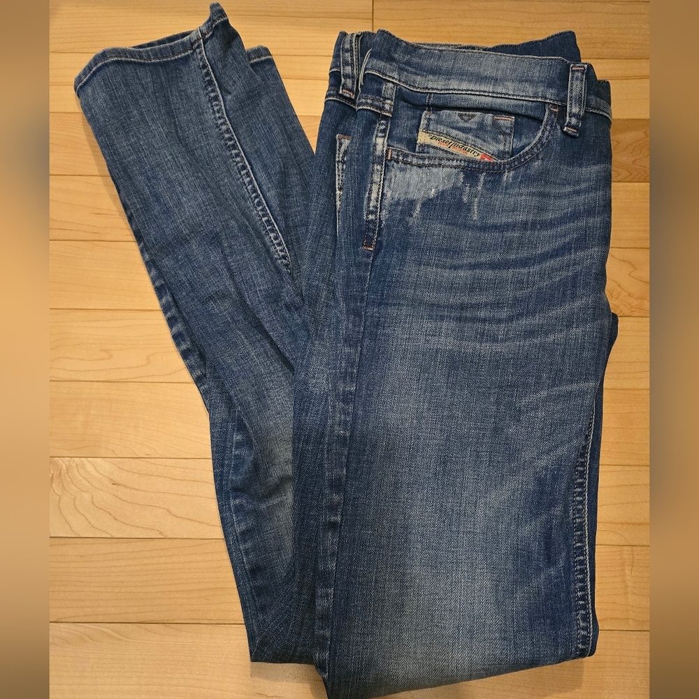EUC Diesel Jean Livy W29 L32